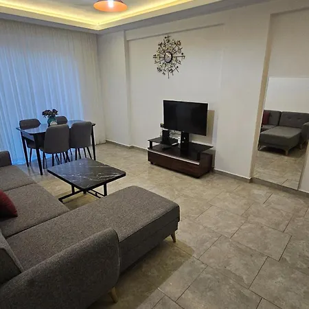 アパート Turkuaz Sitesi 2 Odali Esyali Ve Havuzlu Manzarali Kisi Fiyati Degil Fiyati *