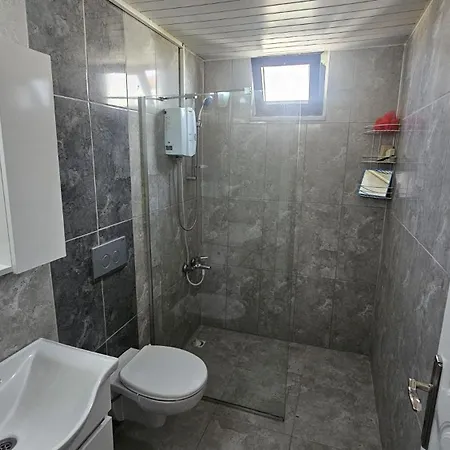 Turkuaz Sitesi 2 Odali Esyali Ve Havuzlu Manzarali Kisi Fiyati Degil Fiyati *