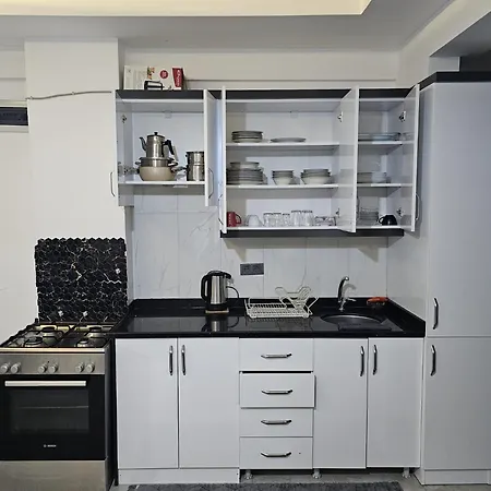 Turkuaz Sitesi 2 Odali Esyali Ve Havuzlu Manzarali Kisi Fiyati Degil Fiyati סייד