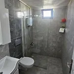 Turkuaz Sitesi 2 Odali Esyali Ve Havuzlu Manzarali Kisi Fiyati Degil Fiyati *