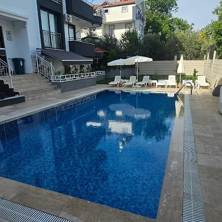 Apartament Turkuaz Sitesi 2 Odali Esyali Ve Havuzlu Manzarali Kisi Fiyati Degil Fiyati *